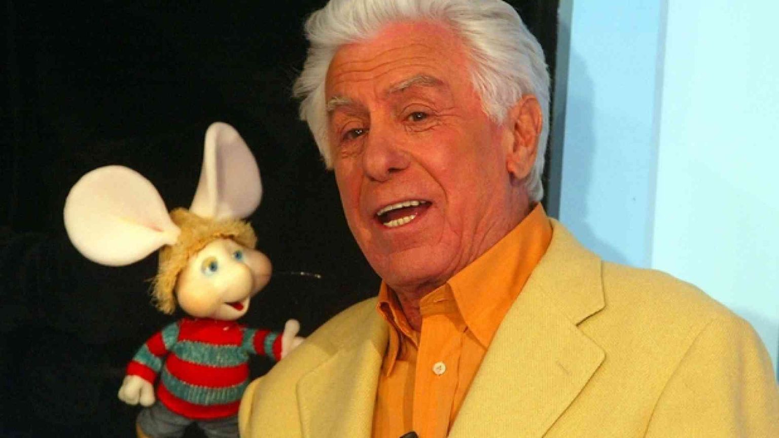 Morto Cino Tortorella, Mago Zurlì