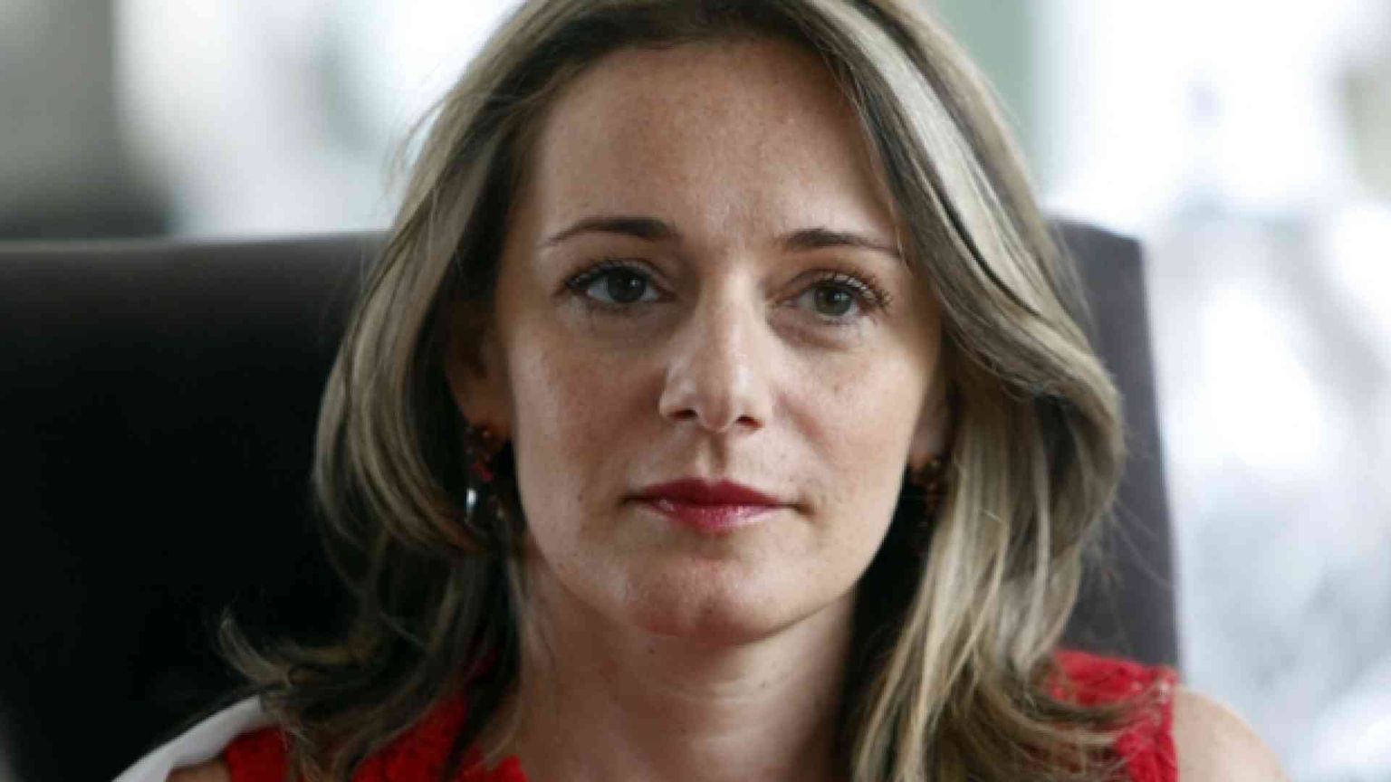 Moas: «Portiamo i migranti dove ordina la Guardia Costiera»