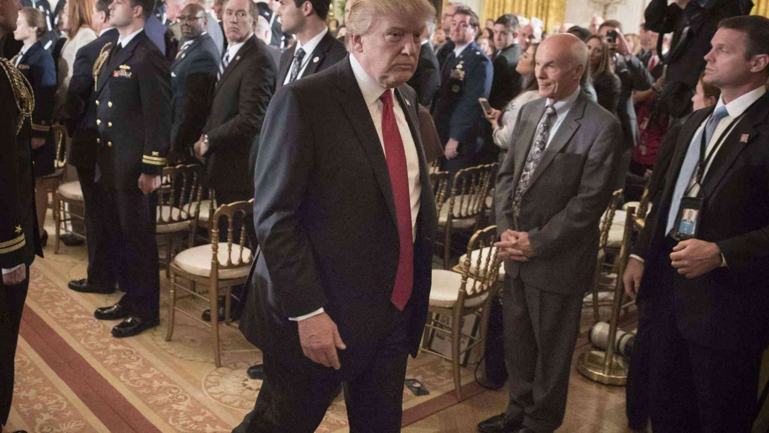 Dopo l'attacco chimico il Pentagono presenta le opzioni militari a Trump