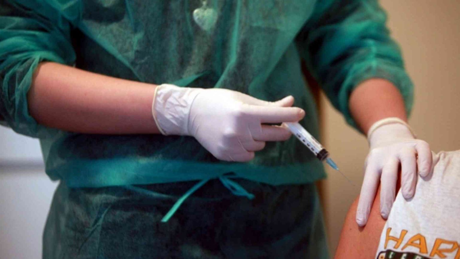 Vaccini, bufera sulla puntata di Report