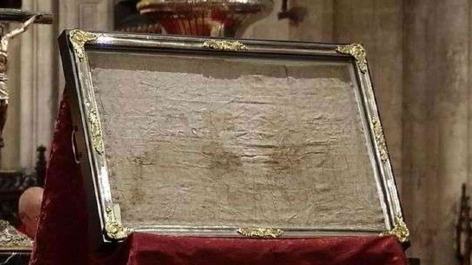 Quei forti legami tra la Sindone e il sudario di Oviedo