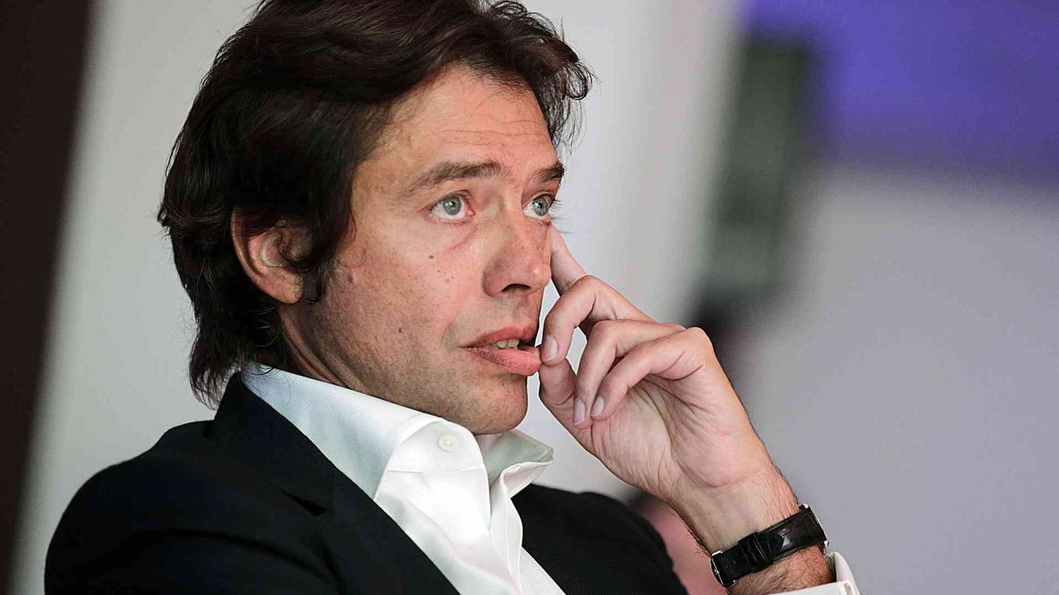 Se i soldi sono dati, spostarli non costa nulla. La rivoluzione Tinaba