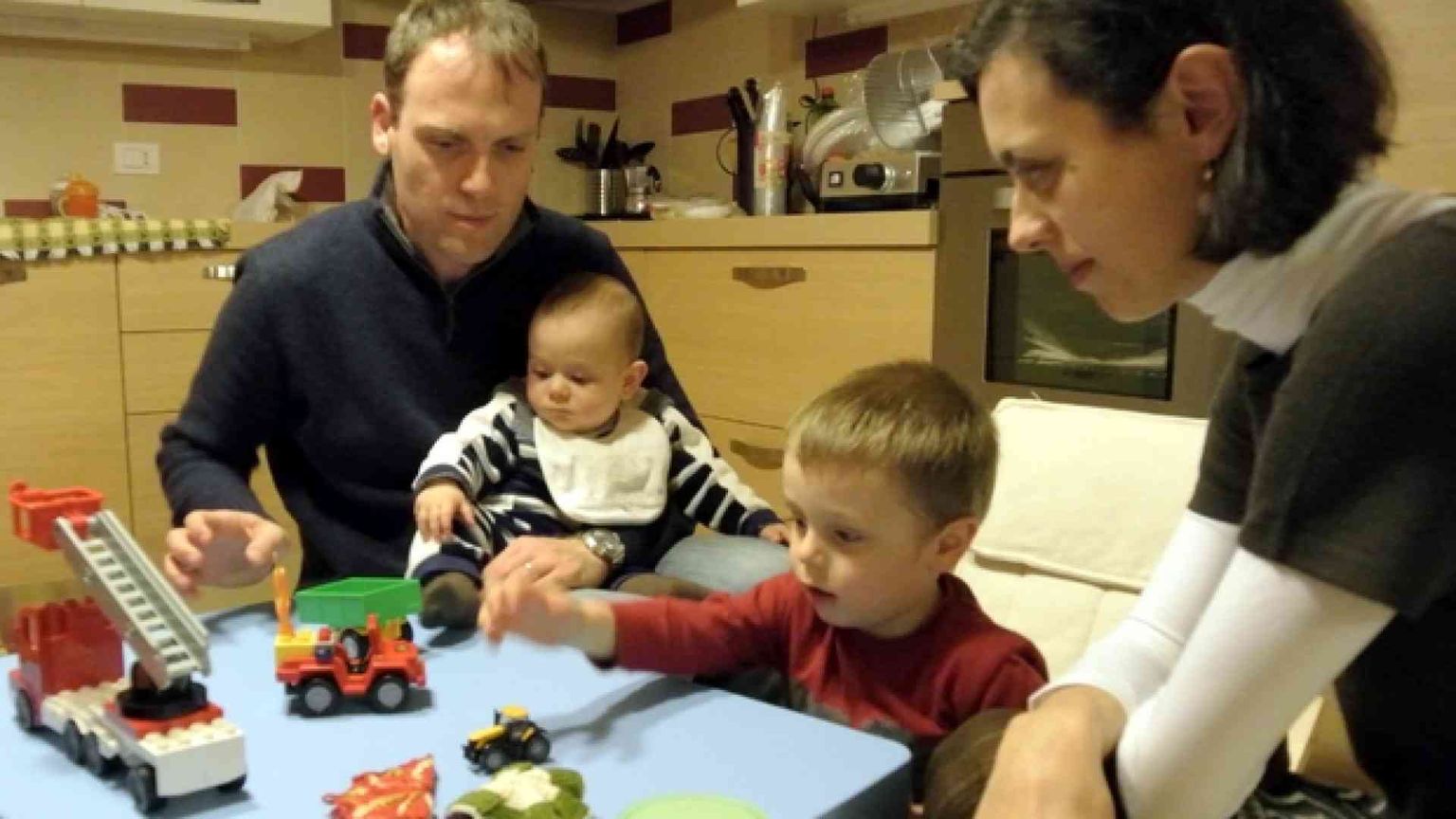 Sul ruolo di madre e padre gli psicologi ci ripensano: no processi alle idee