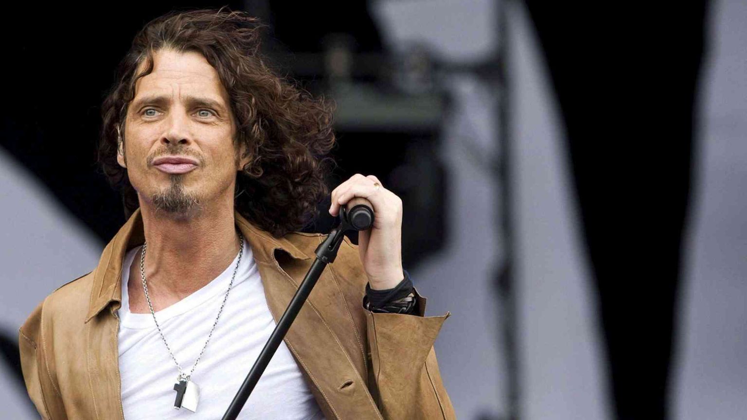 Addio a Chris Cornell, la voce epica del grunge