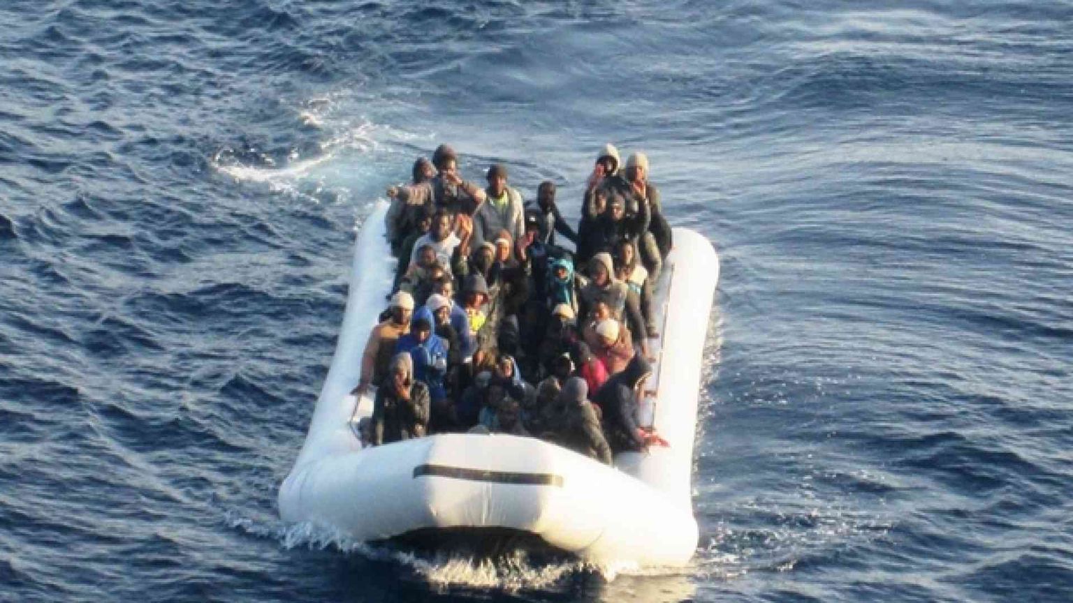 Ecco i veri taxi del mare: fermata banda di scafisti