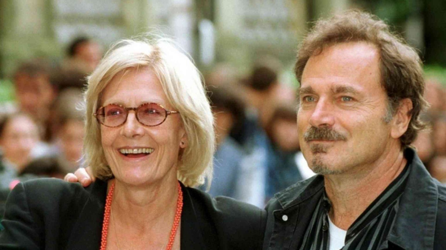 Franco Nero e Vanessa Redgrave: «Una famiglia ai minori soli»