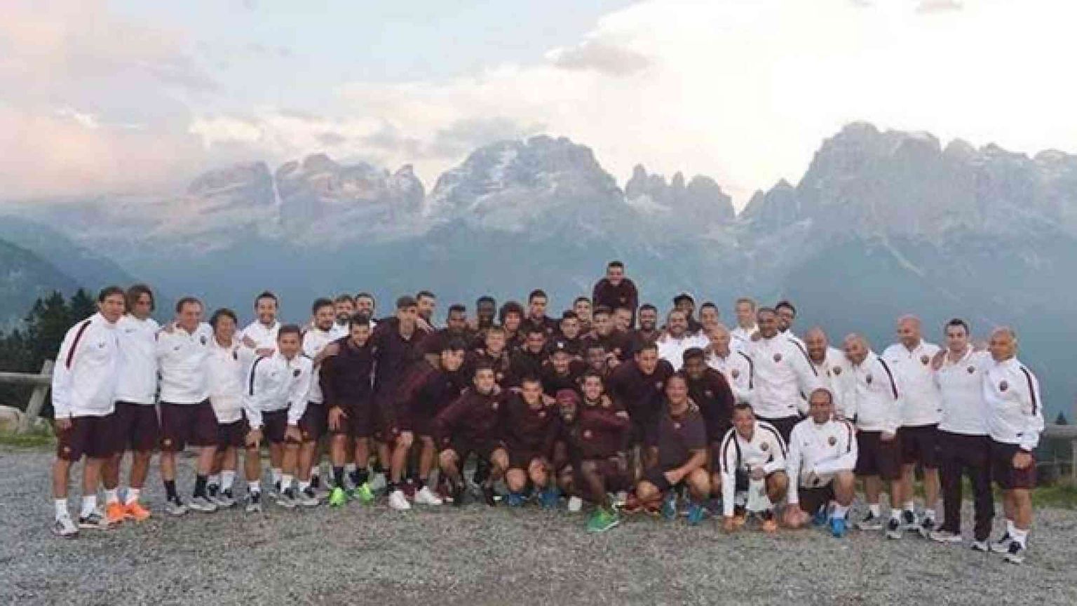 C'era una volta il ritiro: storia e storie di un rito ucciso dal business