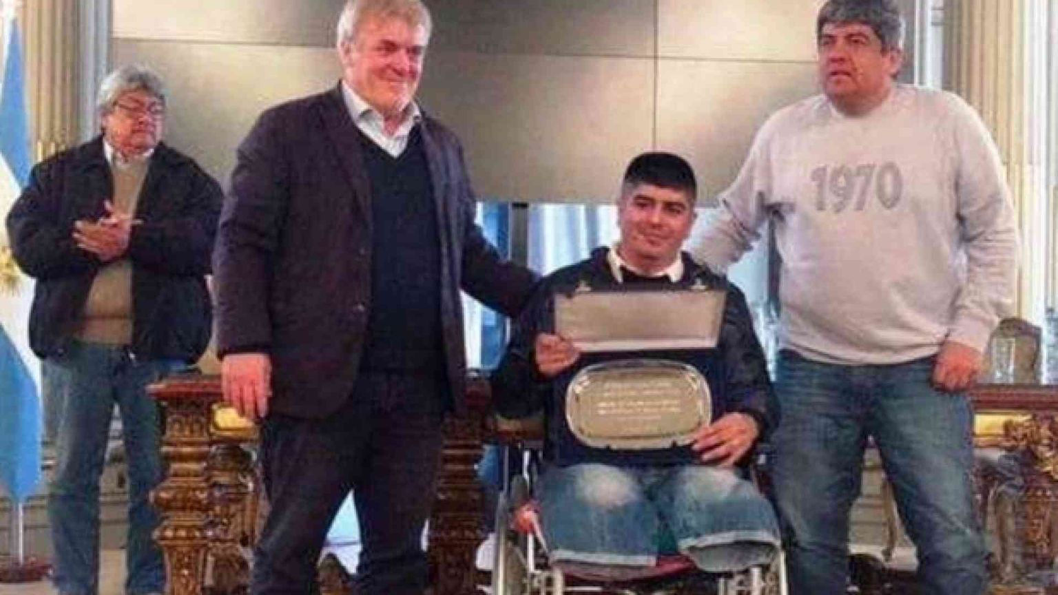 Il Papa telefona a un operaio che ha perso le gambe sul lavoro