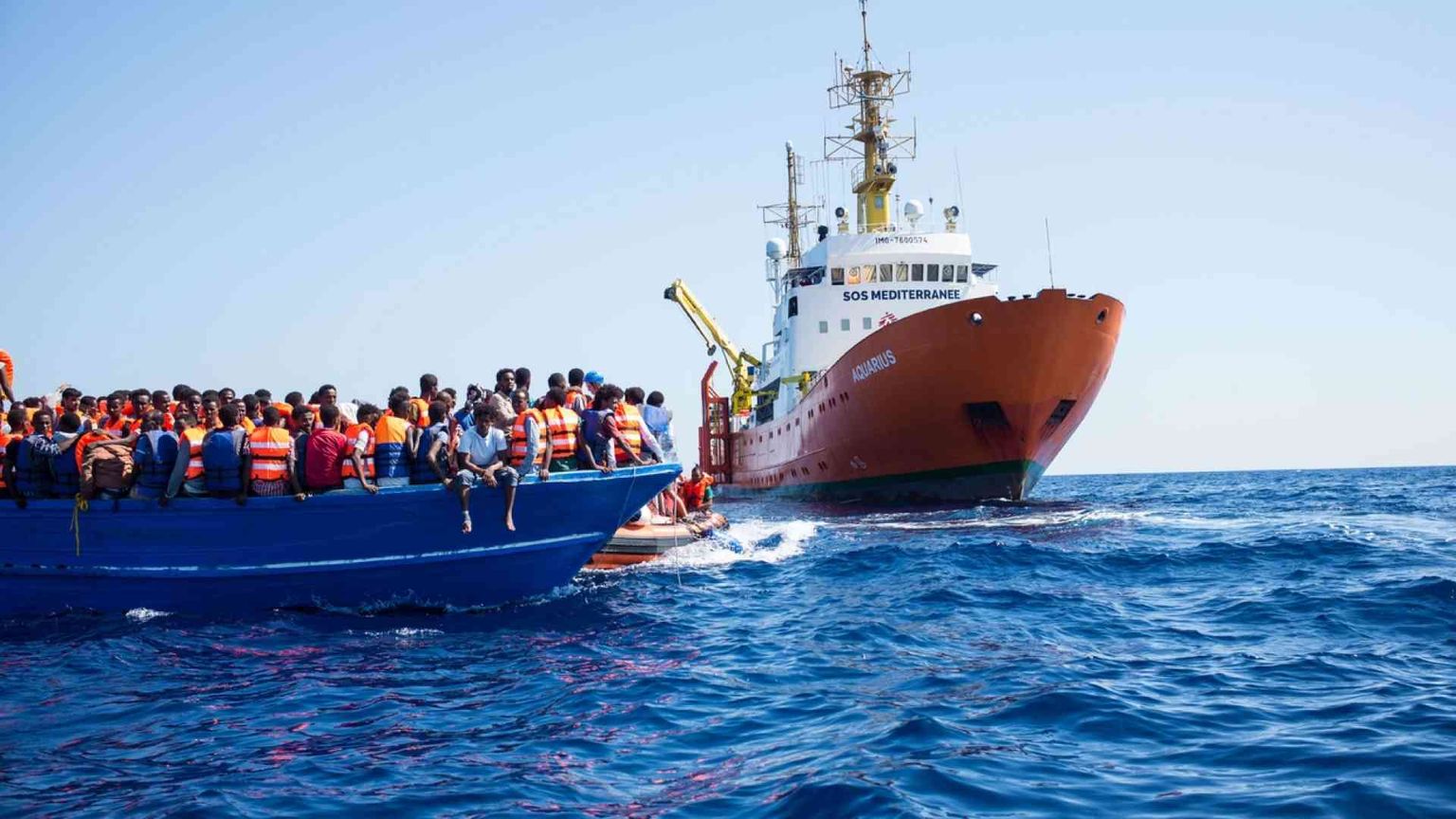 Torna il sereno tra Ong e governo: modifiche al codice di condotta