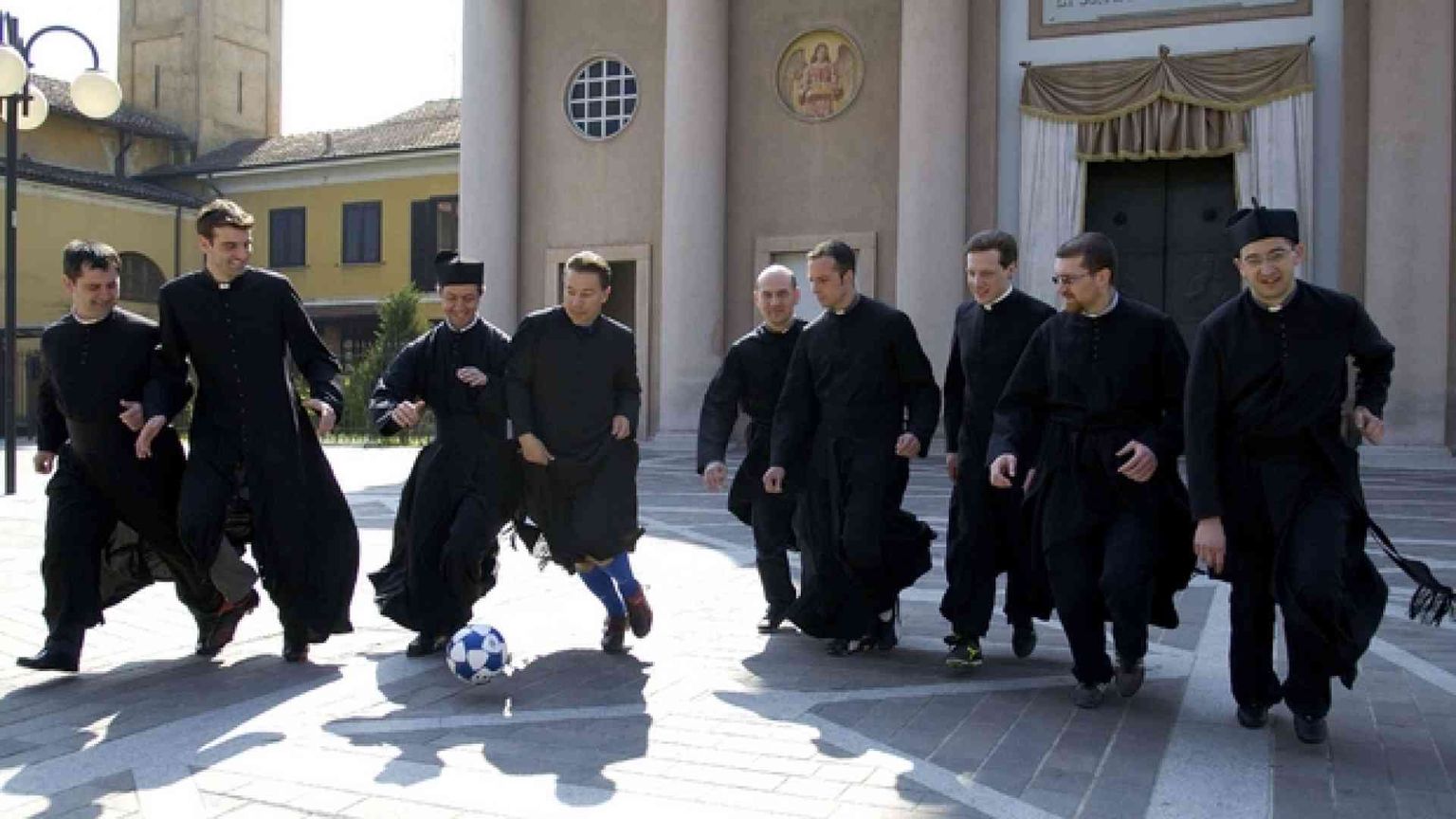 Piccolissima guida ai percorsi di formazione permanente del clero