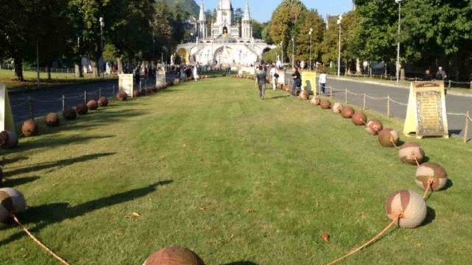 A Pescara il Rosario più grande del mondo, nel segno di Lourdes