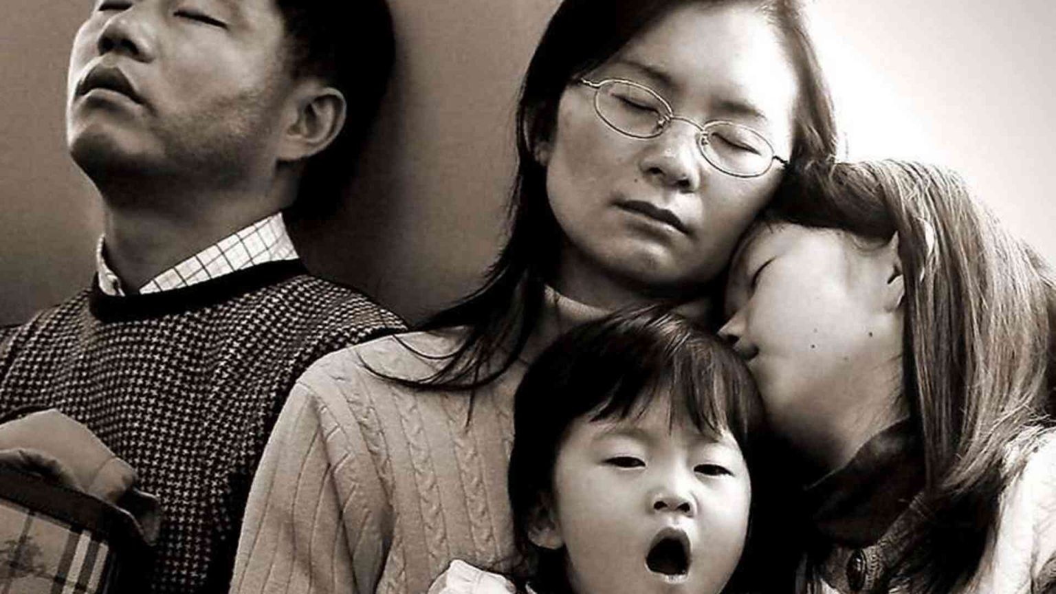 Il Fmi: «Le donne lavorino di più, gli uomini di meno. E fate figli»