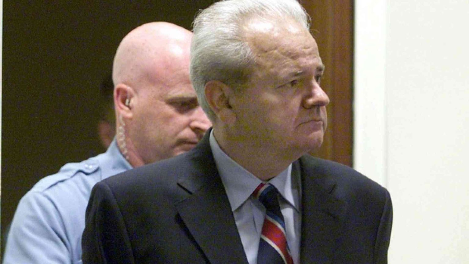 Cala il sipario sui Balcani: chiude il tribunale dell'Aja