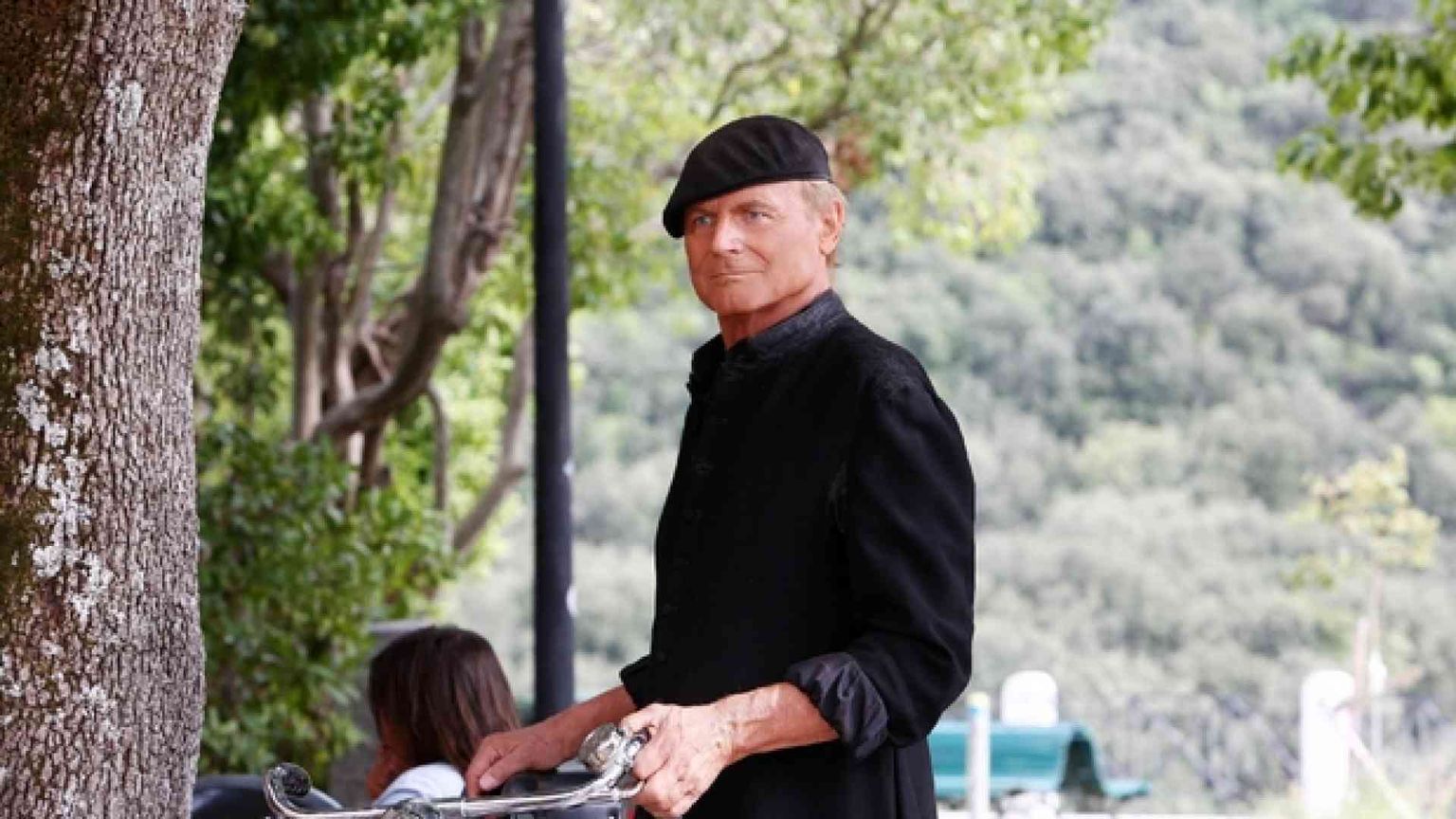 Terence Hill: «Torno con Don Matteo, è sempre più parte di me»