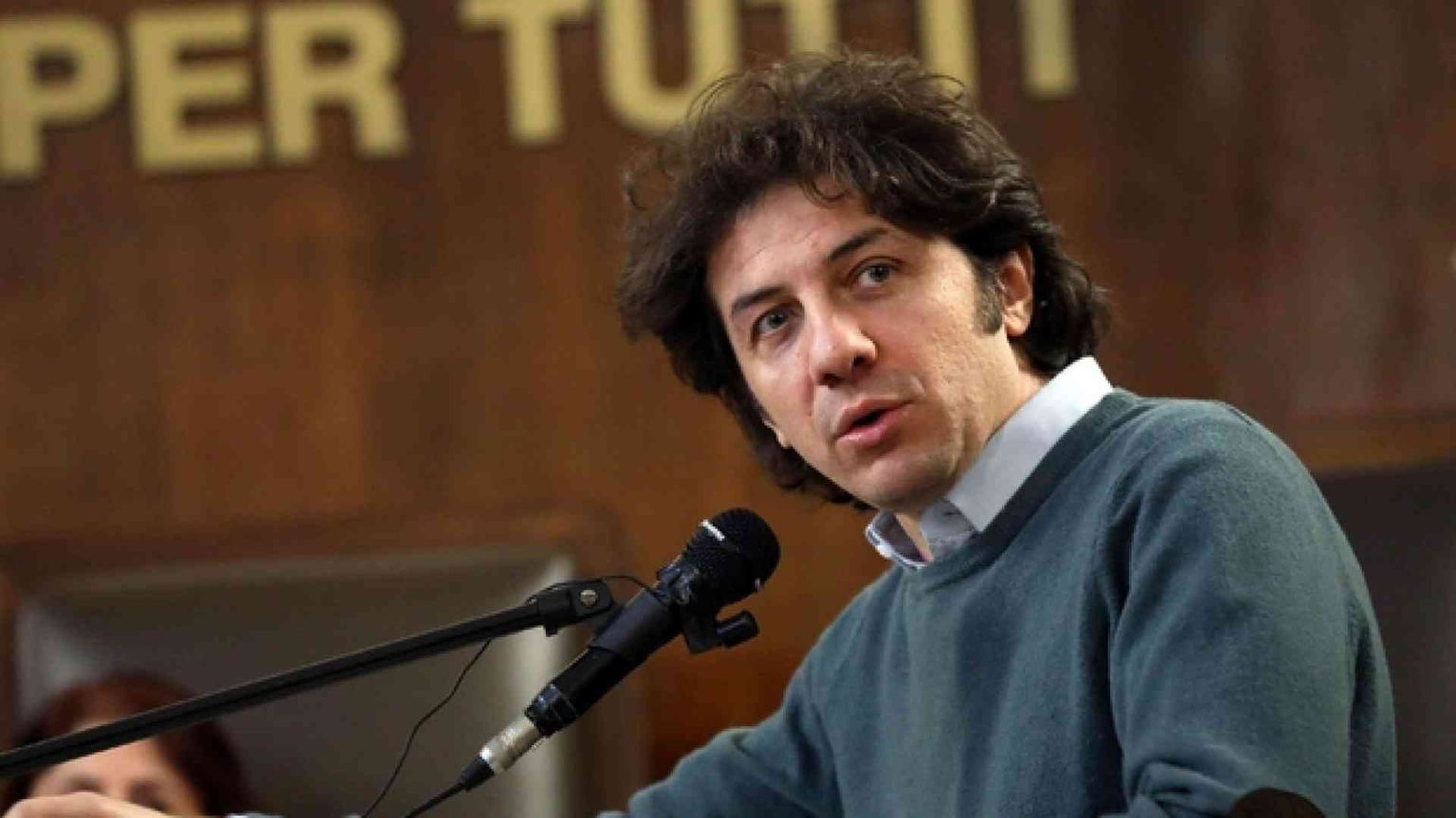 Dj Fabo, i pm «difendono» Cappato: «Va assolto»