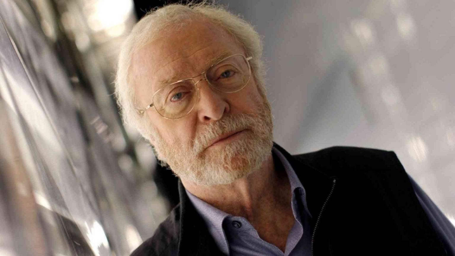 Michael Caine: «Nostalgia dei "Sessanta"? Oggi il mondo è migliore»