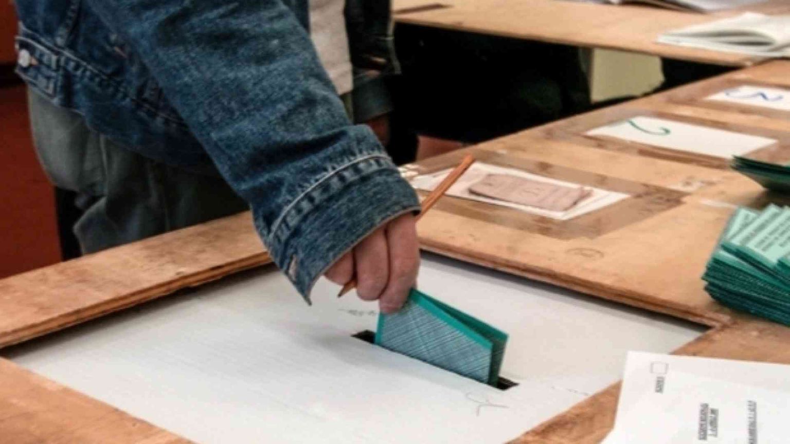 Renzi difende le candidature anche da Letta. Salvini annuncia i ministri