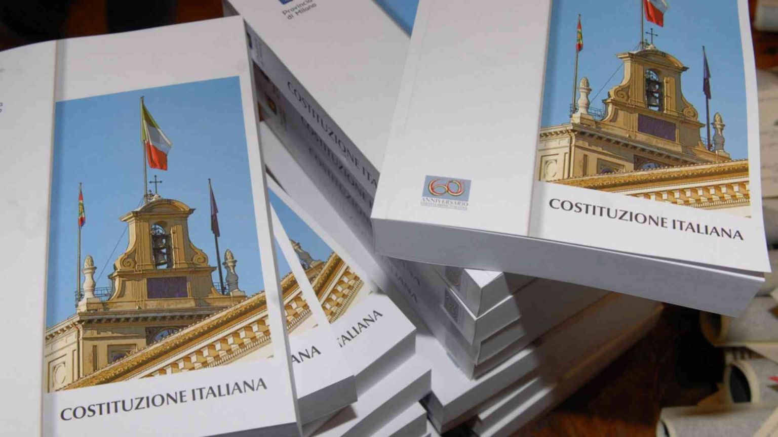 La «razza» nella Costituzione? Deve restare, contro il razzismo