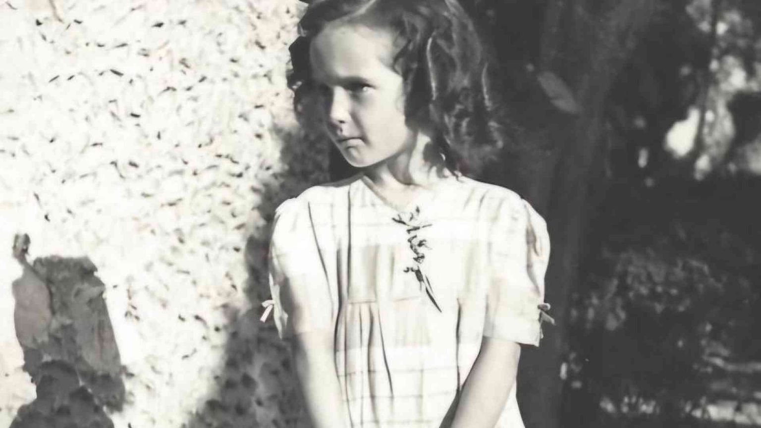 Ecco chi è la bimba con la valigia, simbolo delle foibe