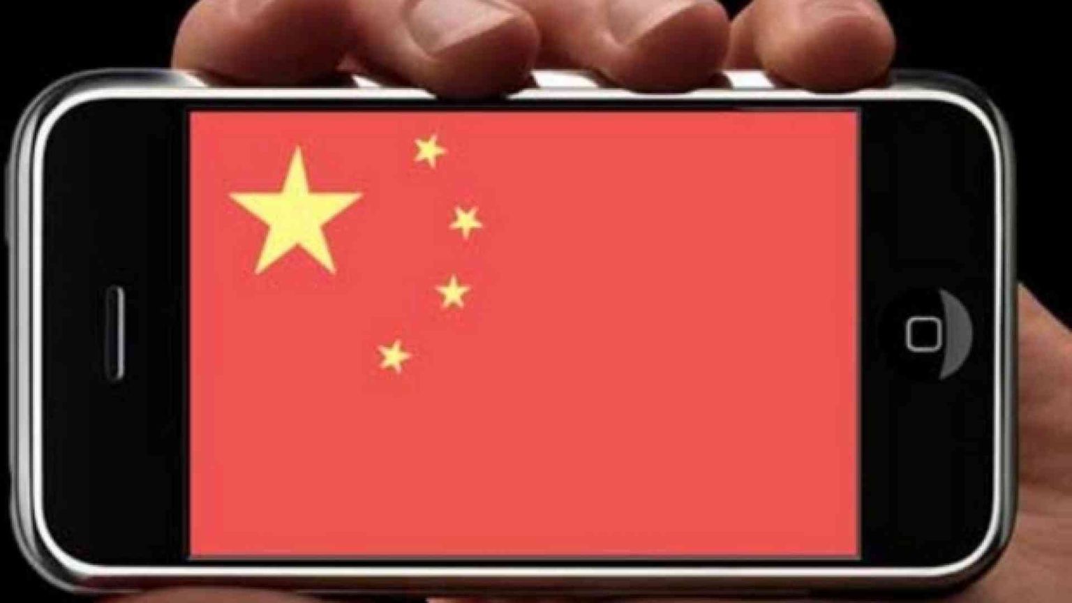 L'allarme degli 007: non comprate gli smartphone cinesi