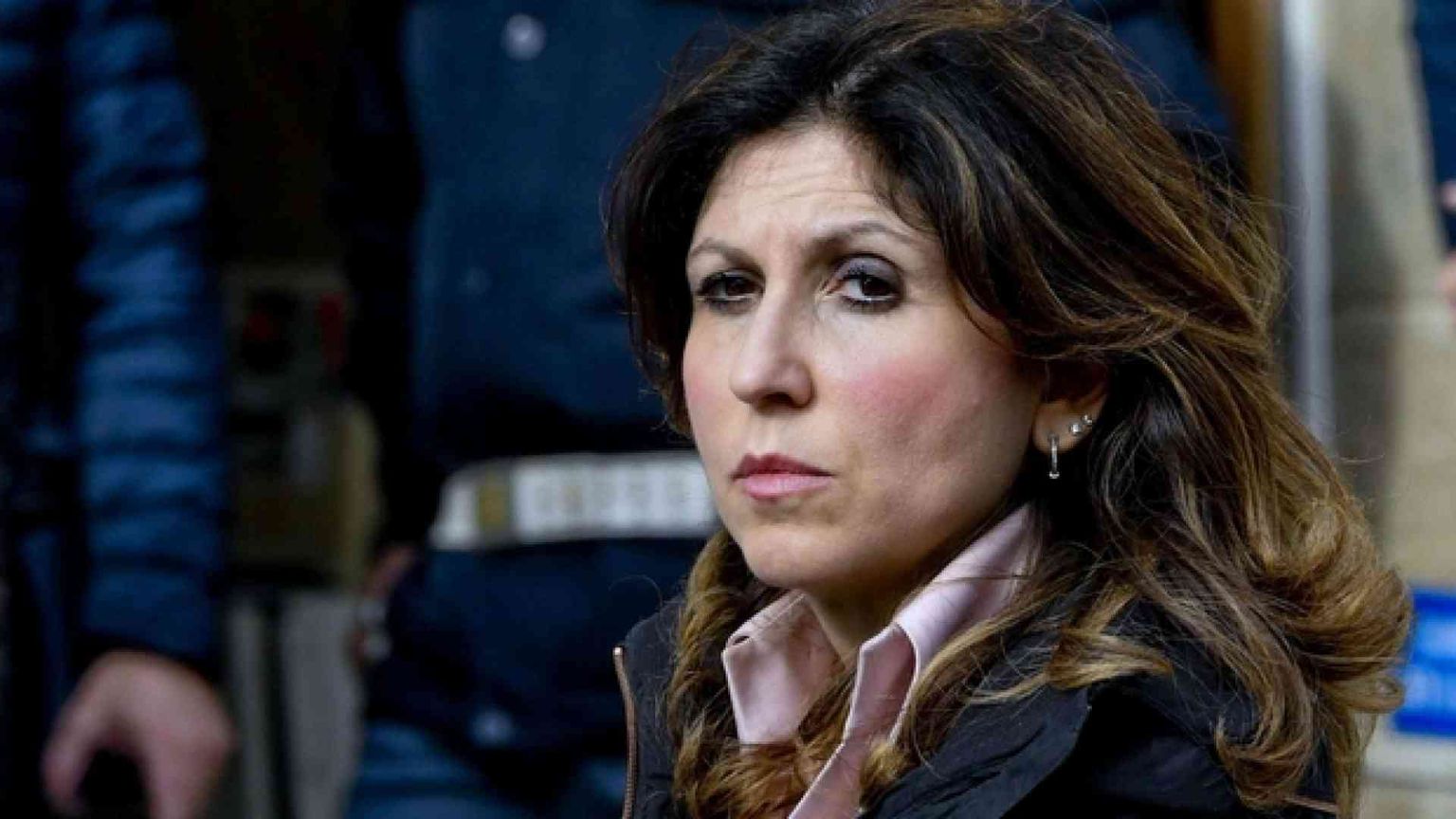 La mamma coraggio di Napoli contro le baby gang