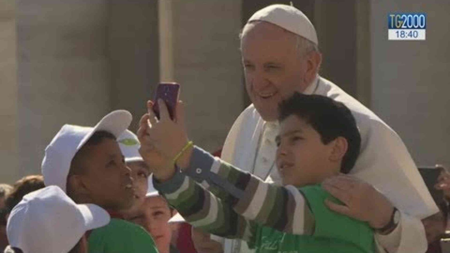 Papa Francesco spiega il Padre nostro, «la preghiera dei figli di Dio»