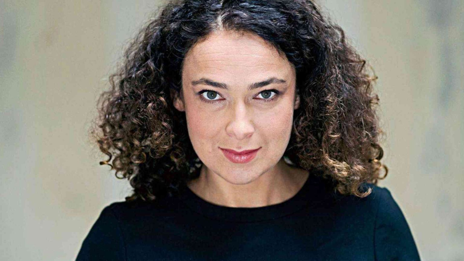 La rabbina Delphine Horvilleur: «La Bibbia? È come una grande sala parto»