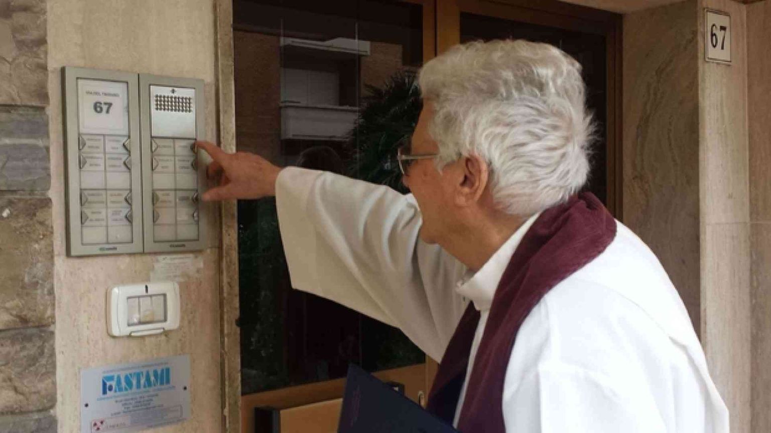 Se il Signore «bussa» alla porta di casa