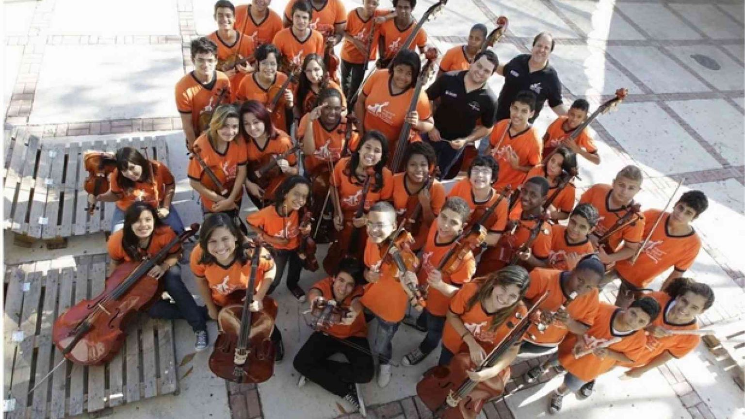 La favela di Rio de Janeiro salvata da un'orchestra