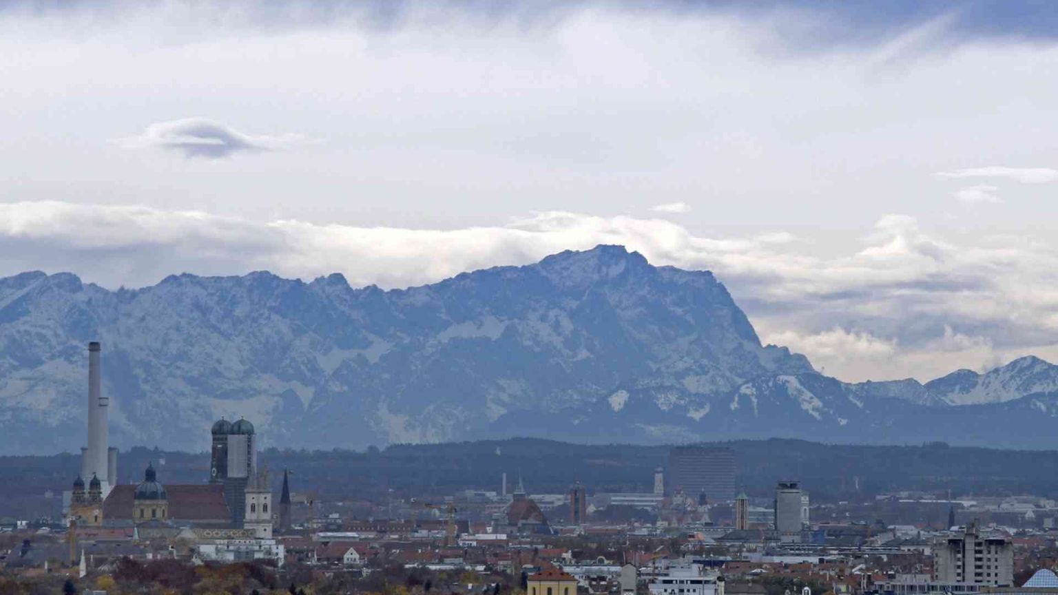 Crocifisso negli edifici istituzionali: in Baviera non calano le polemiche
