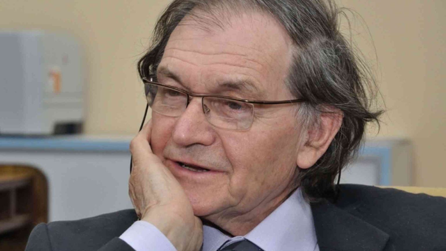 Roger Penrose: la vera intelligenza non può essere artificiale