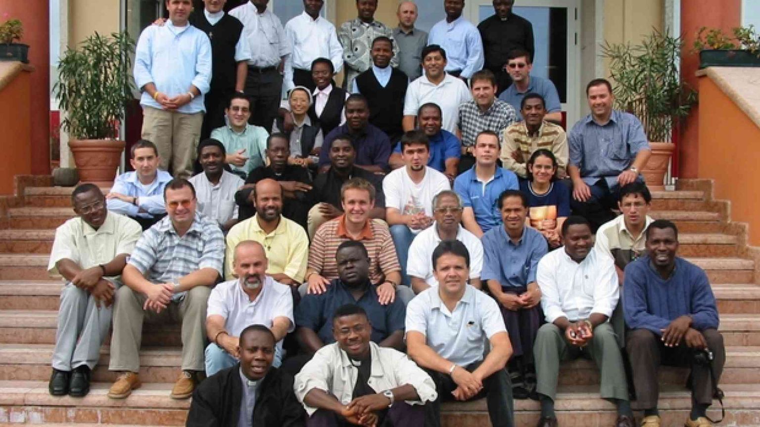 In Italia molti «don» parlano straniero