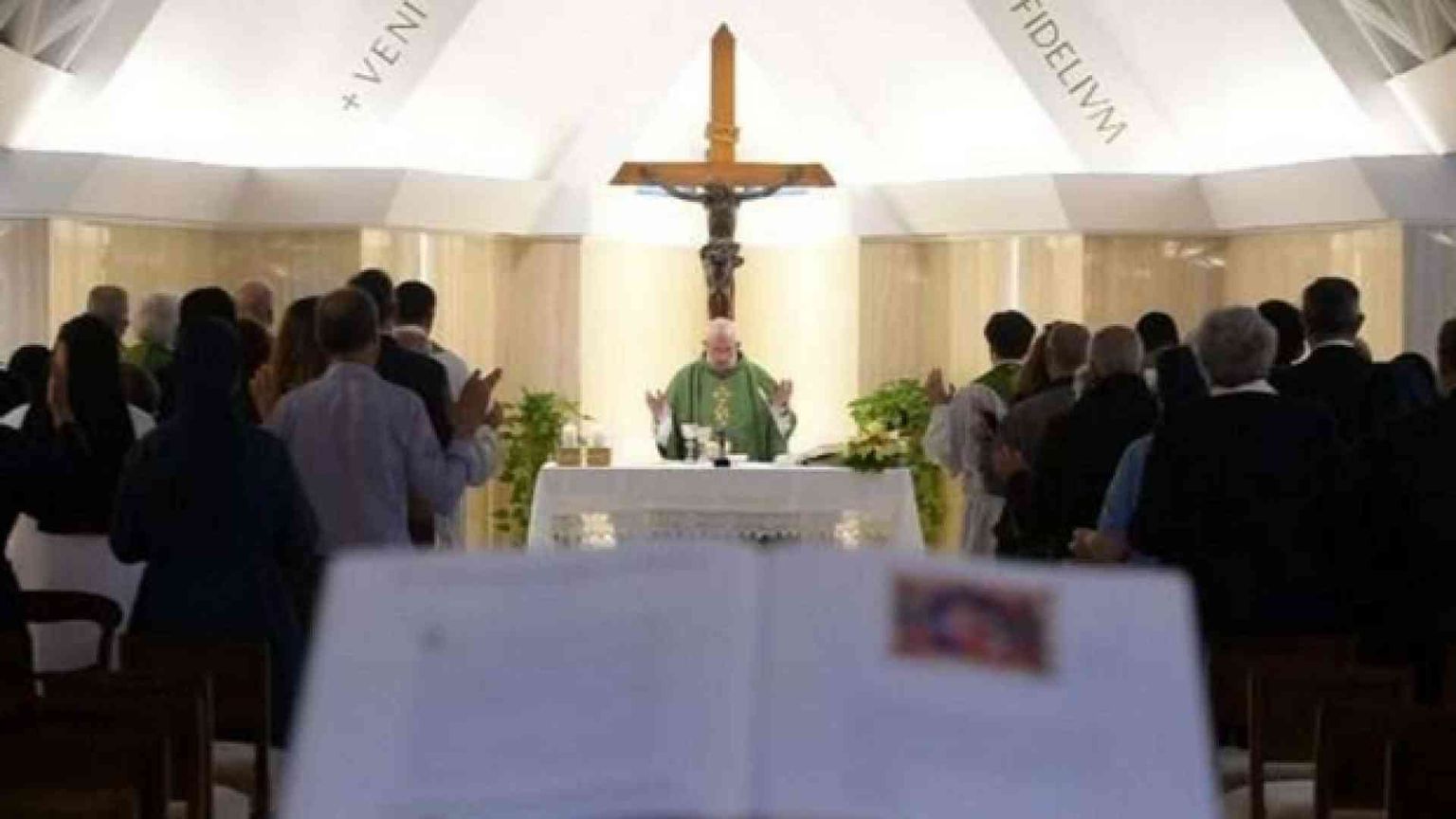 Papa Francesco : sfruttare le donne è peccato contro Dio