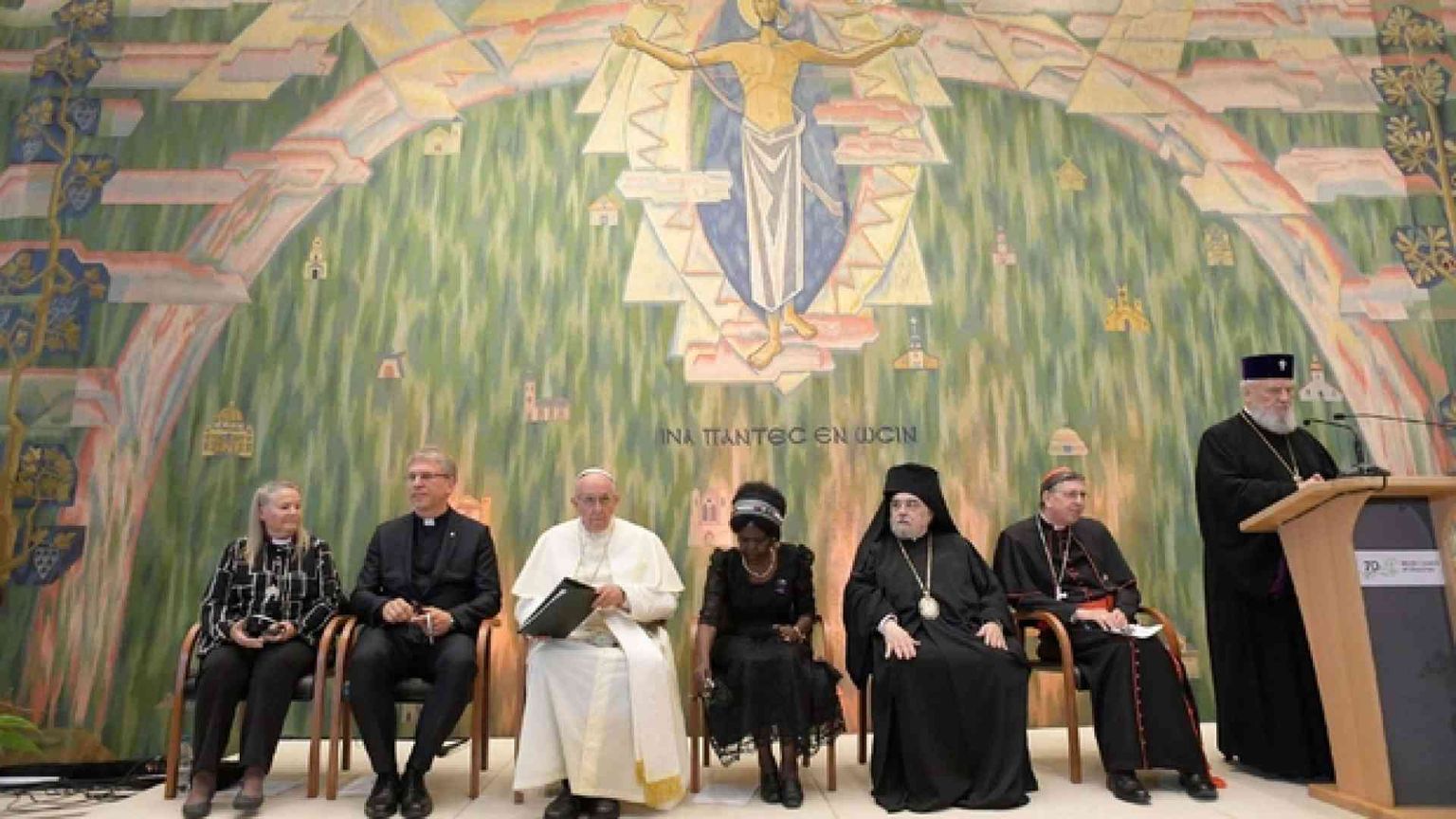 Il Papa a Ginevra: «Lasciamoci provocare dalle sfide del mondo»