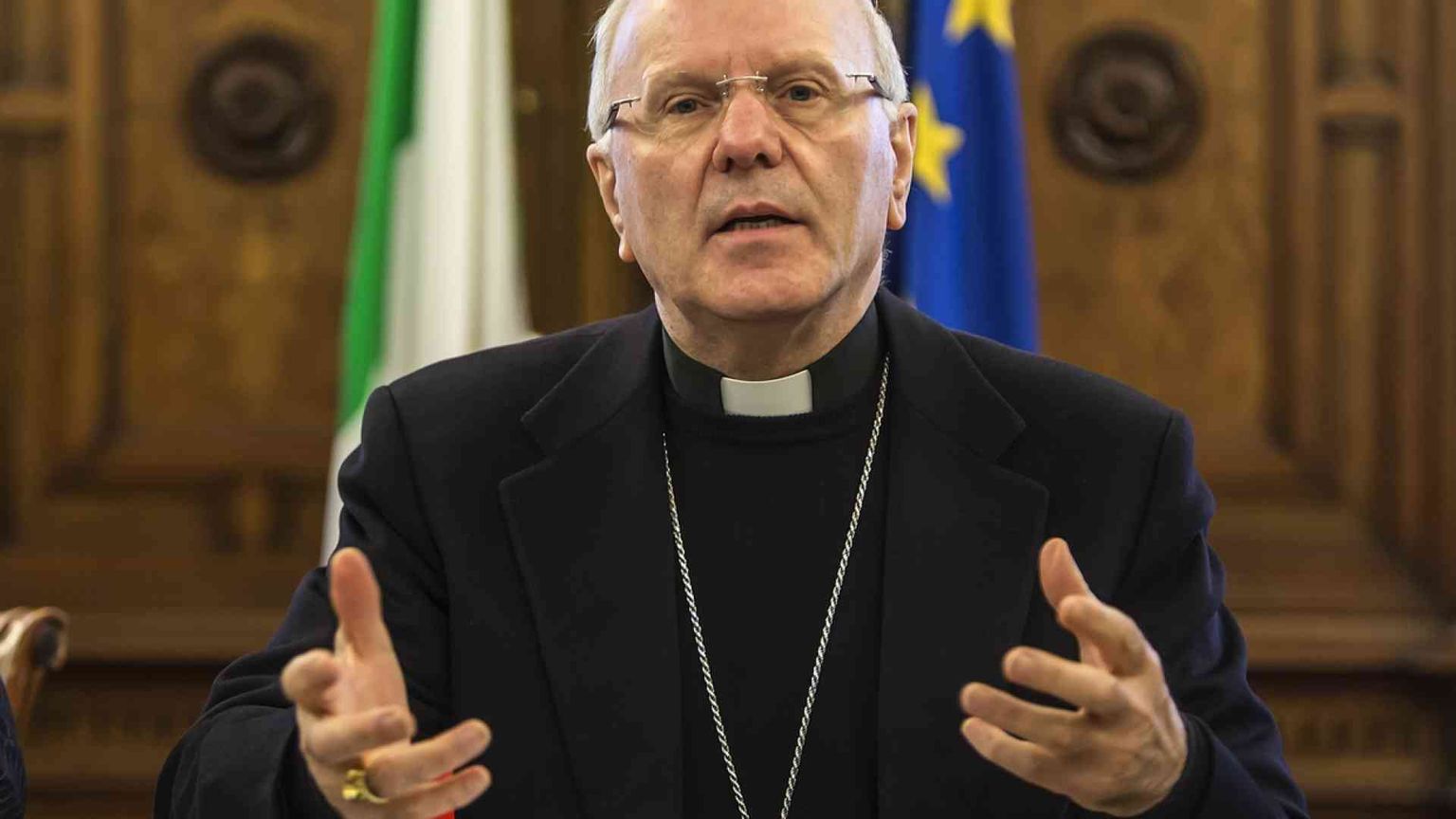 Nunzio Galantino nuovo presidente dell'Apsa