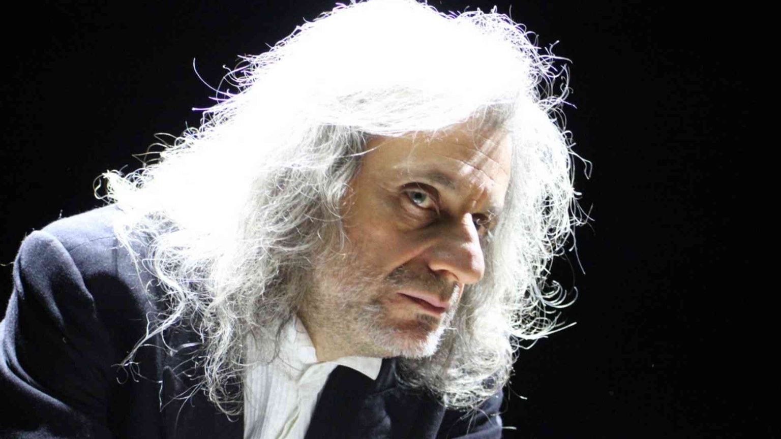 Alessandro Bergonzoni: «Uomo, fai della tua vita un capolavorato»