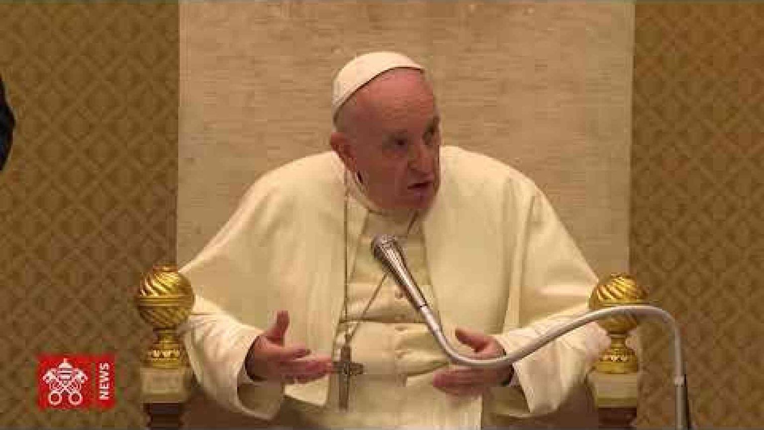 Papa Francesco: fare il Papa non è facile, ma è divertente