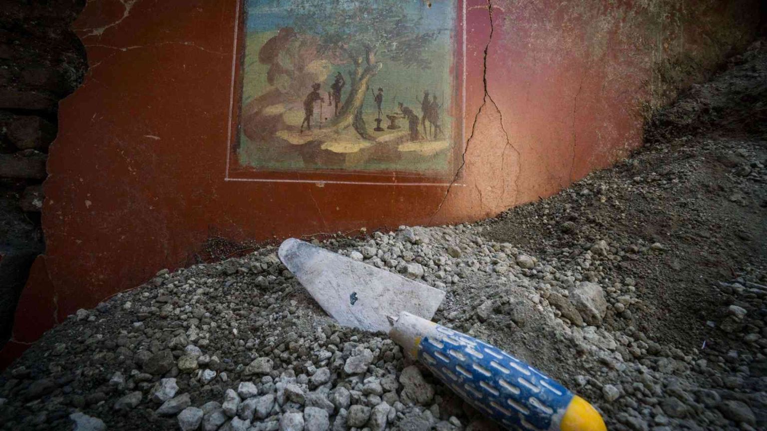 Nuove scoperte a Pompei: stanze affrescate e oggetti di vita quotidiana