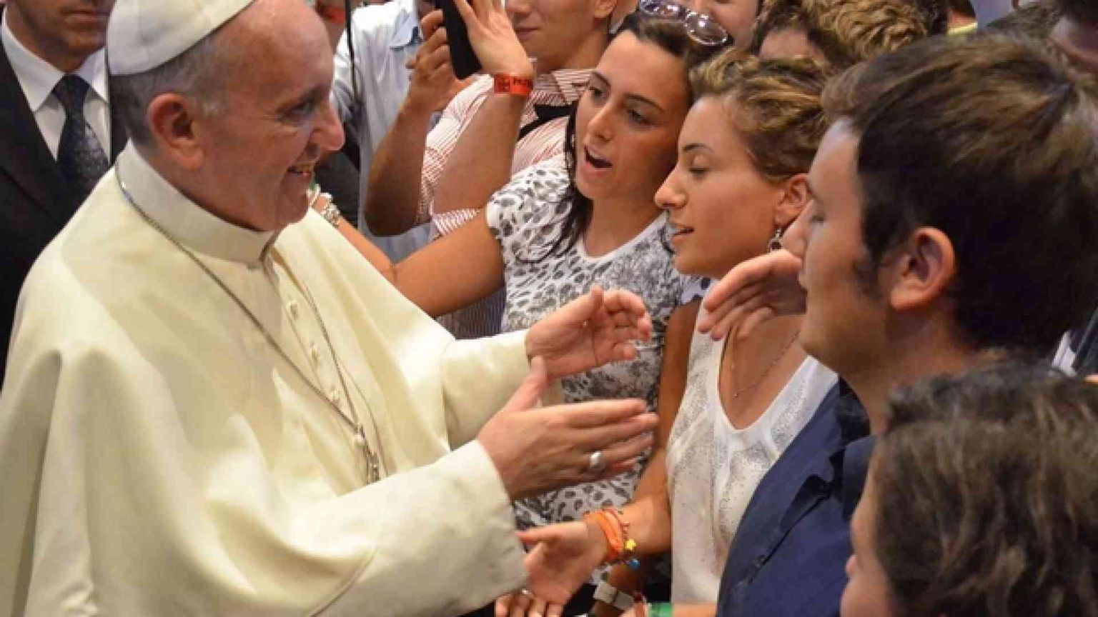 Papa Francesco e i padri sinodali incontrano i giovani