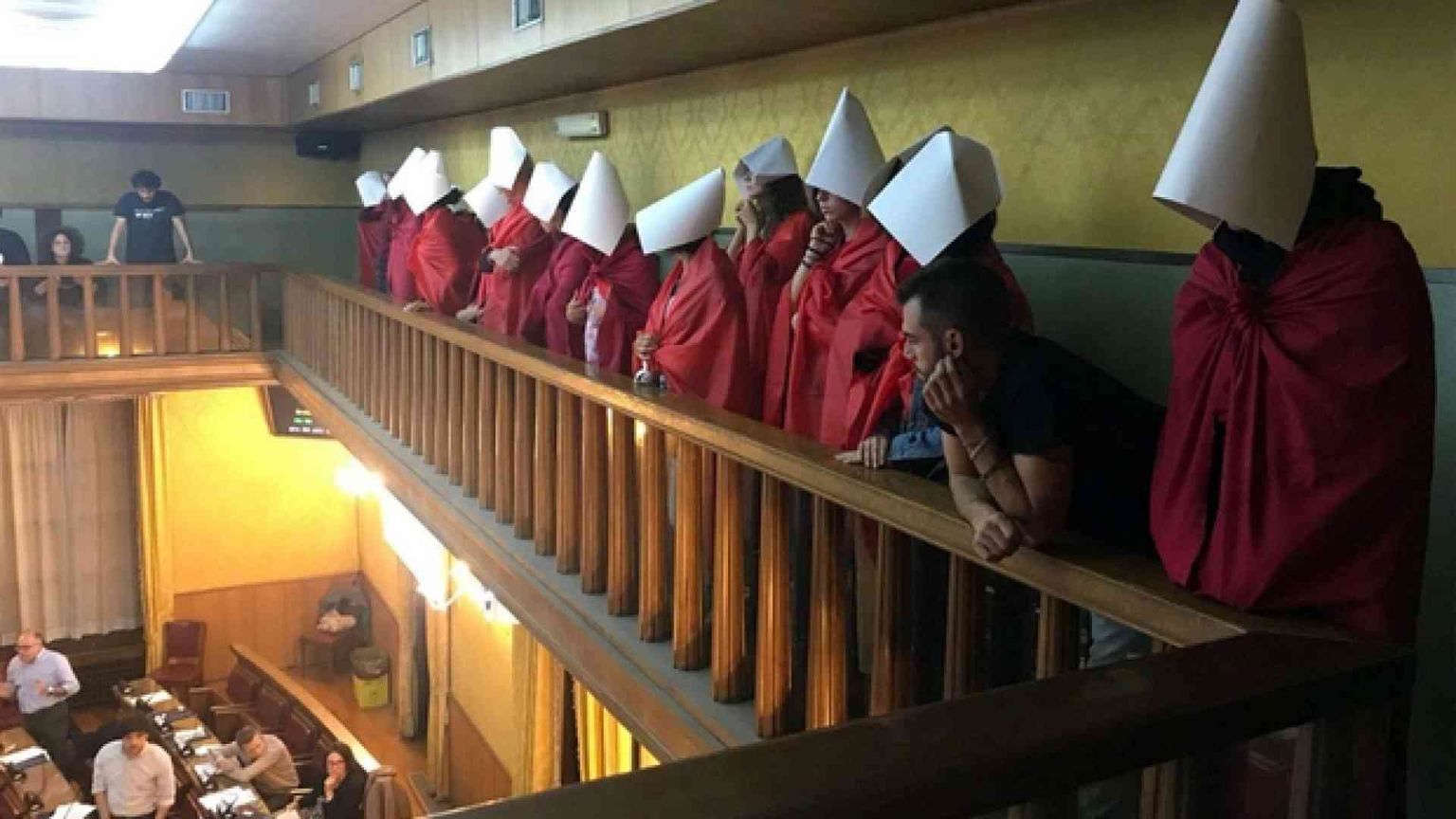 Capogruppo del Pd «processata» dal partito per voto anti-aborto