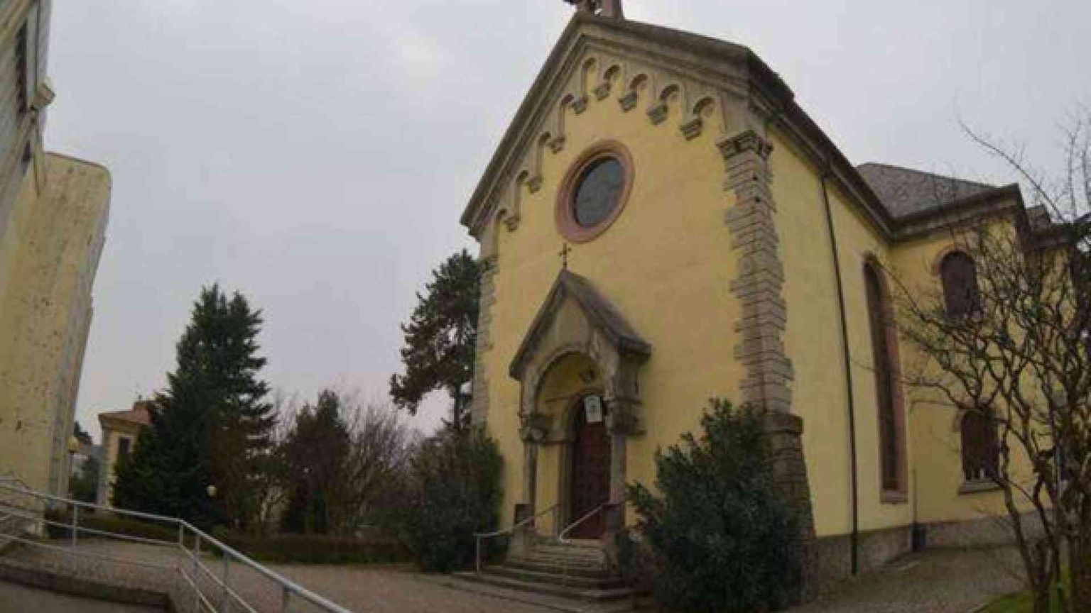 La Regione Lombardia: «La chiesa non diventerà moschea, abbiamo prelazione»