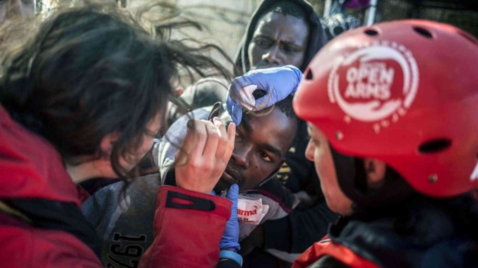 «Non ho paura della morte, ma dei libici» (che lasciano i naufraghi in mare)