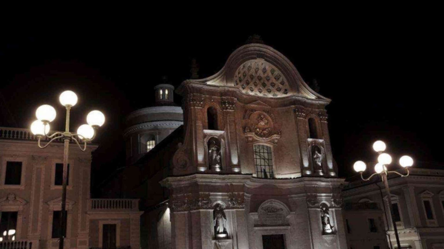 Riaperta la chiesa della Anime Sante, è la rinascita dell'Aquila