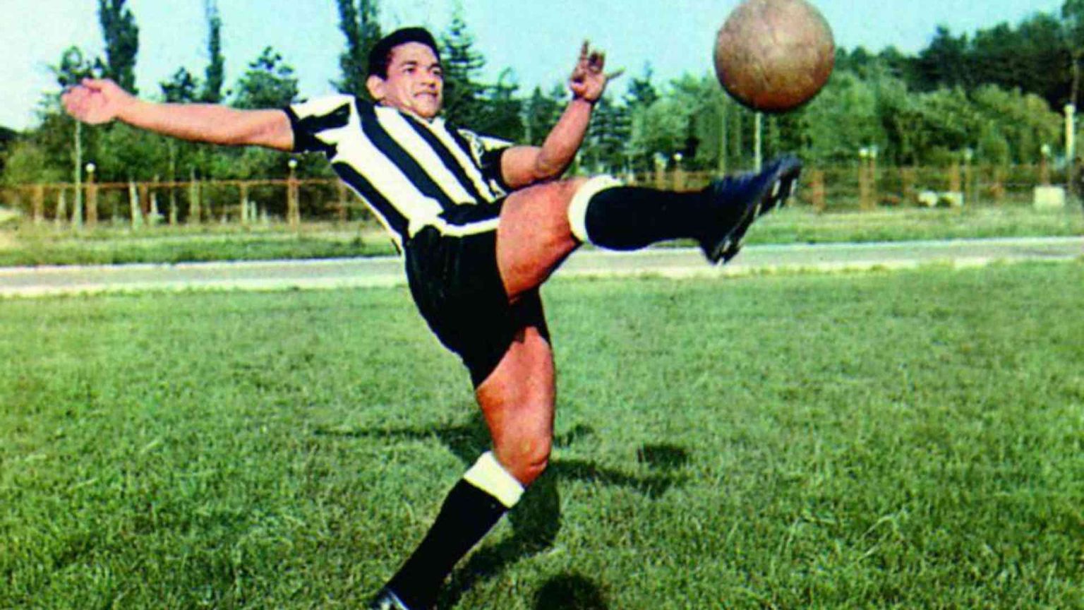 Quando Garrincha giocò tra i dilettanti romani. È un romanzo, ed è tutto vero