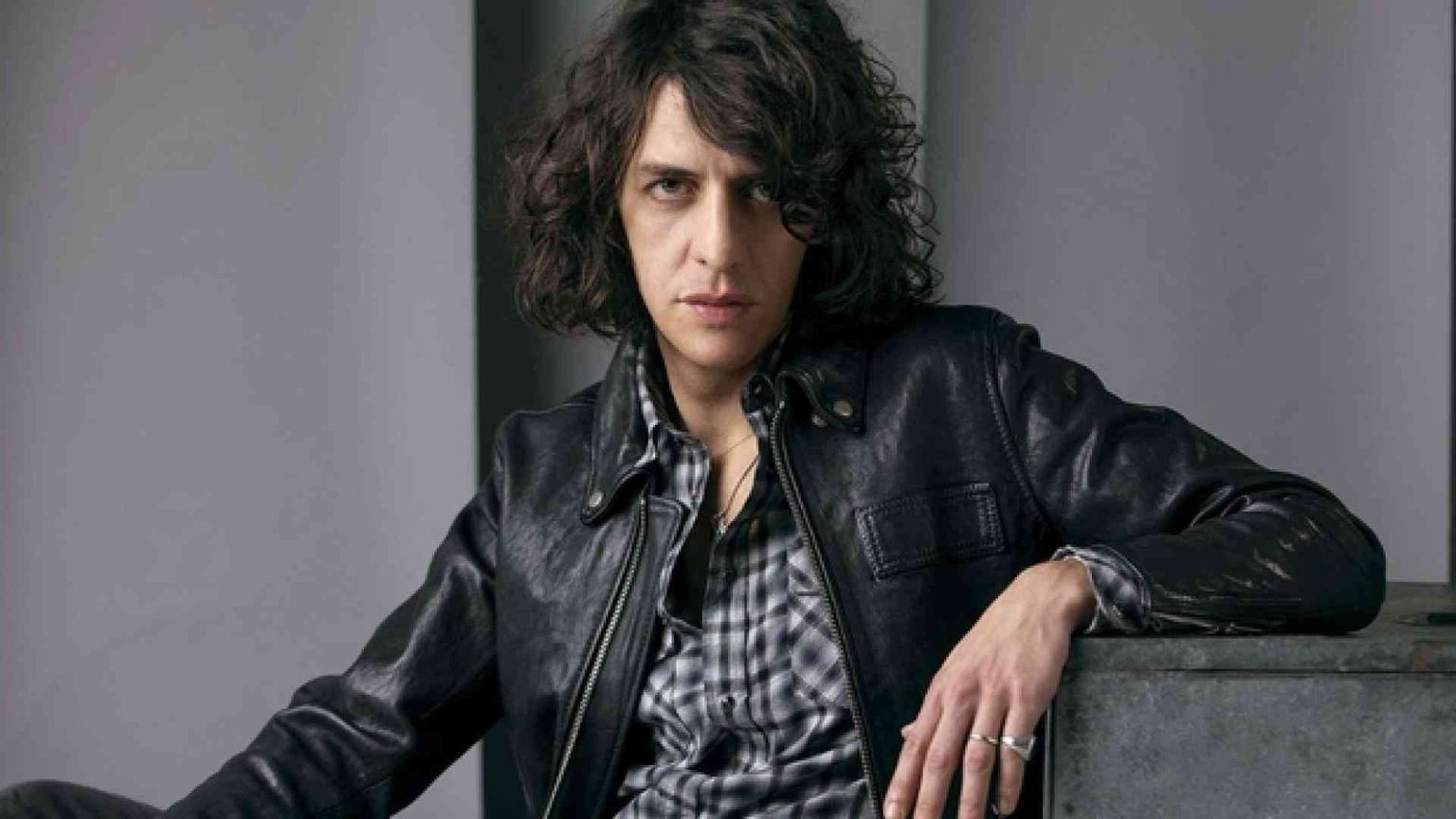 Motta: «Vorrei che l'Italia tornasse ad essere umana»