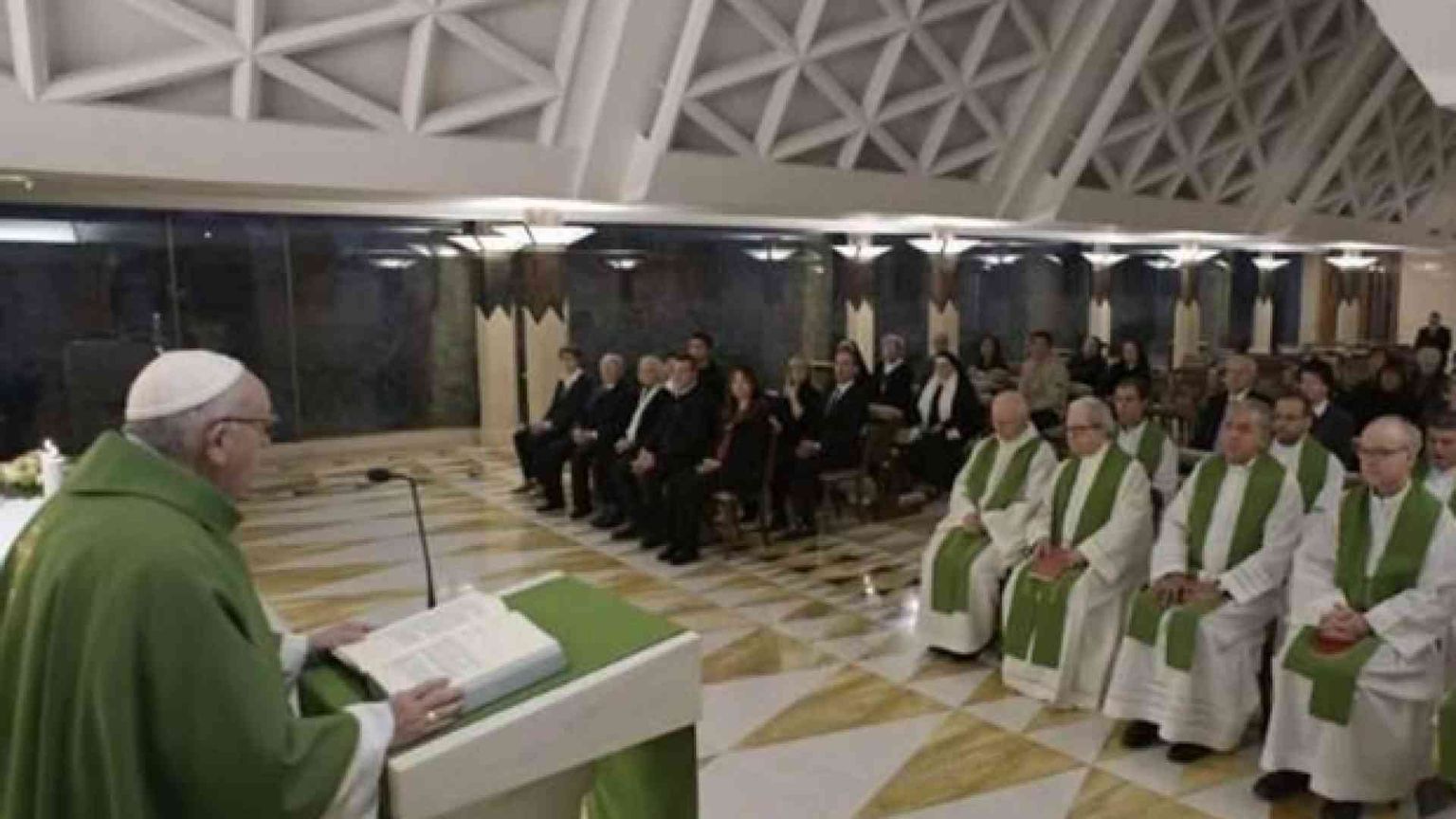 Il Papa e il martirio di Giovanni: la vita ha valore nel donarla