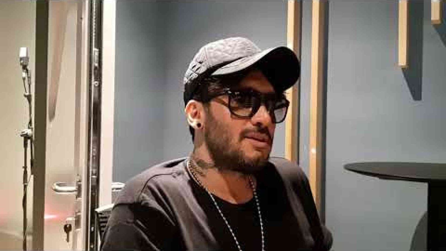 Fabrizio Moro: mi ha salvato la fede e credere in me