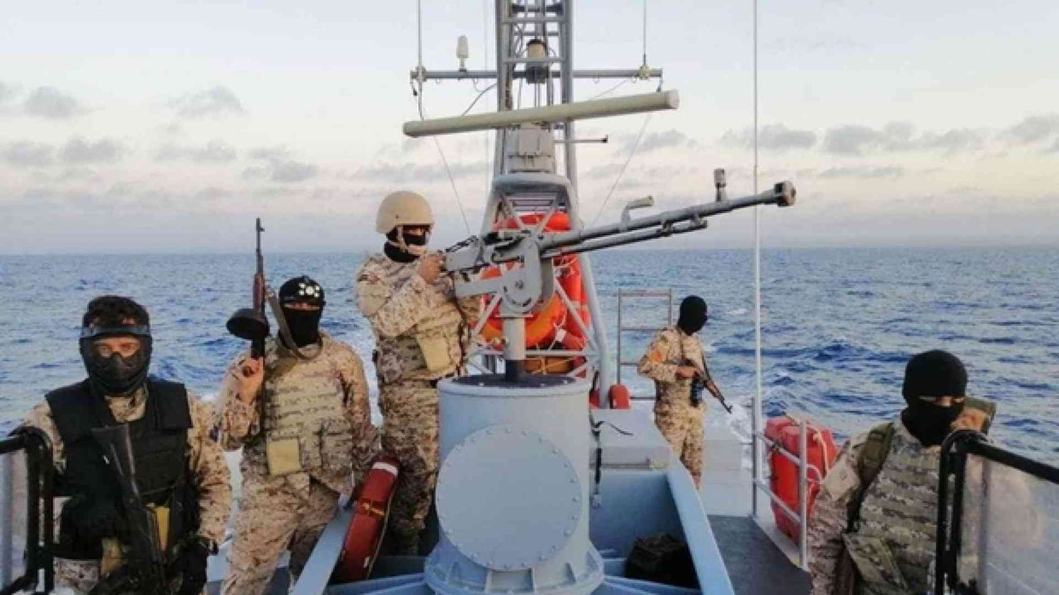 Tripoli interrompe i soccorsi in mare e usa le navi italiane per la guerra