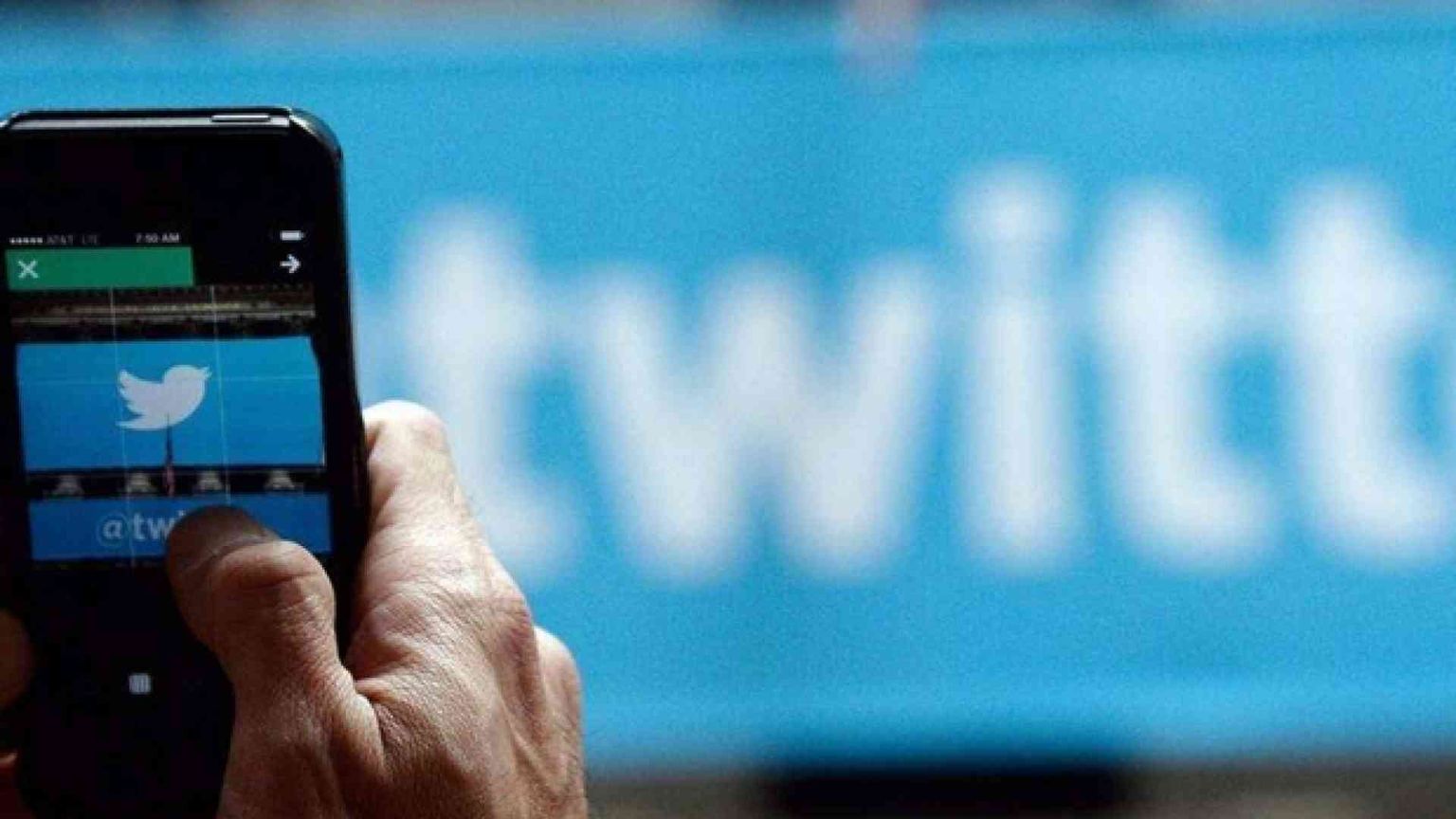 La campagna elettorale sui social: chi paga e chi imbroglia