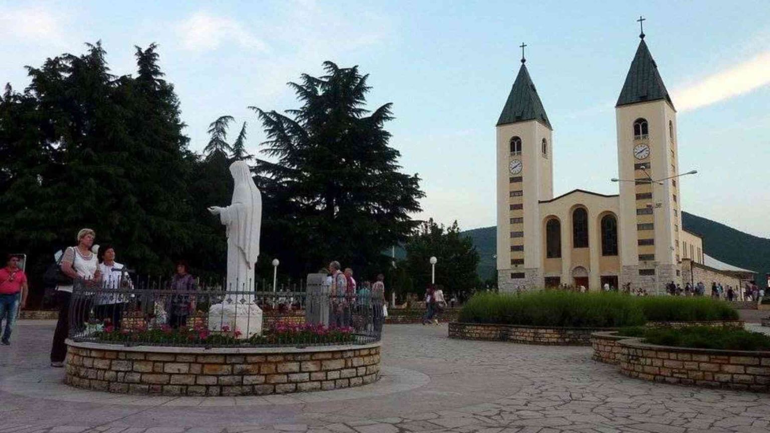 Hoser: così Medjugorje è faro spirituale
